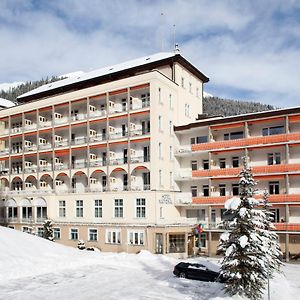 Hotel National By Mountain Hotels